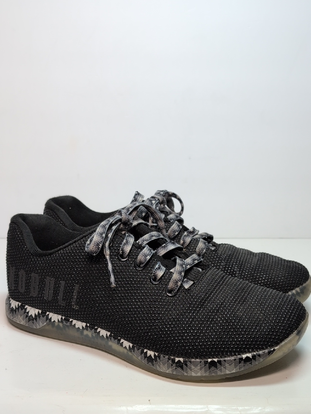 NOBULL Outwork Edge Training Sneakers  unisex woman sz 9 / mens 7.5   EU 40.5